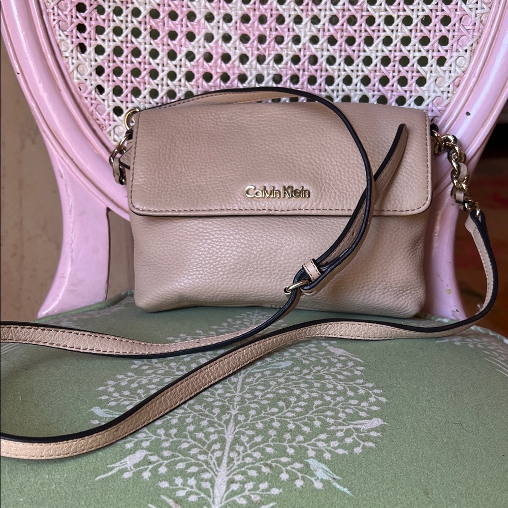 Calvin Klein crossbody